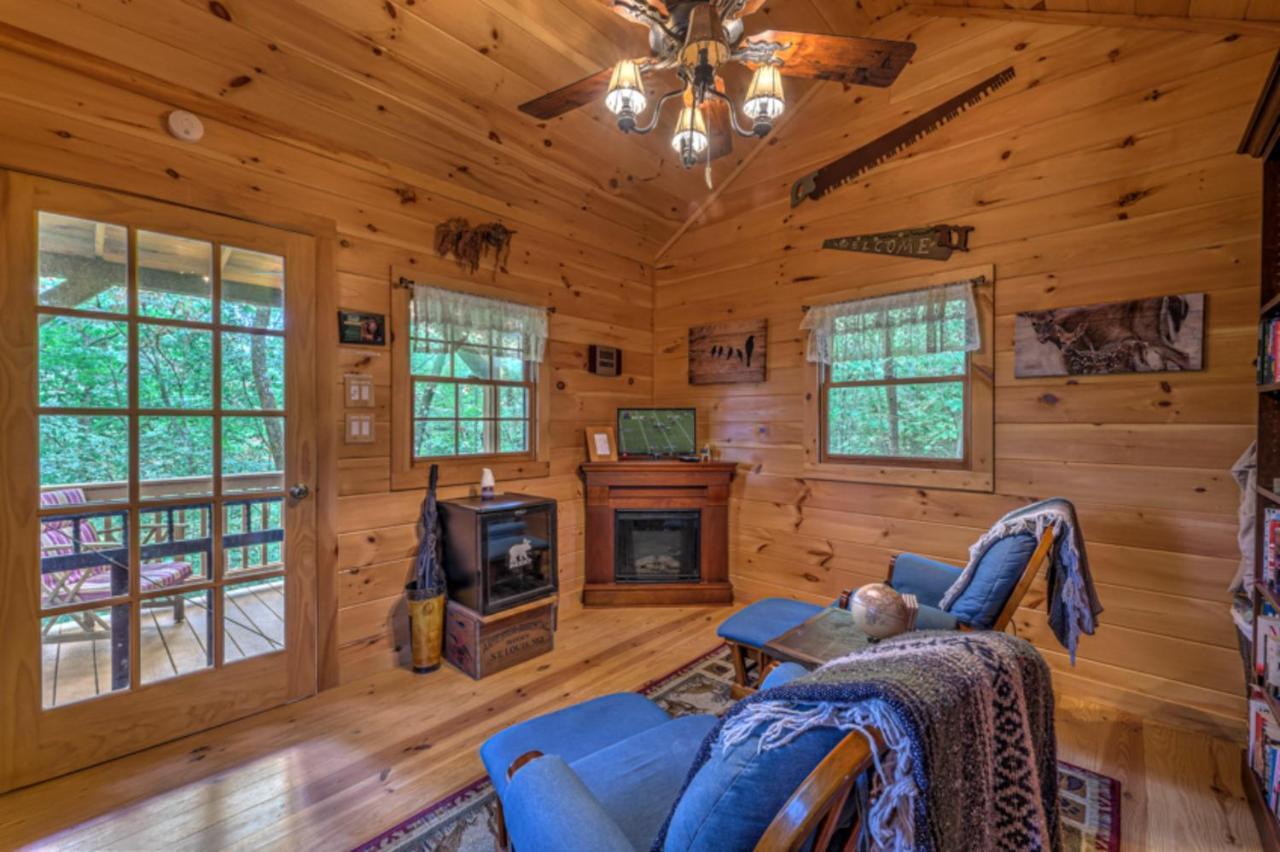 The Snuggle Inn Cabin & Treehouse By Escape To Blue Ridge Morganton Exterior photo